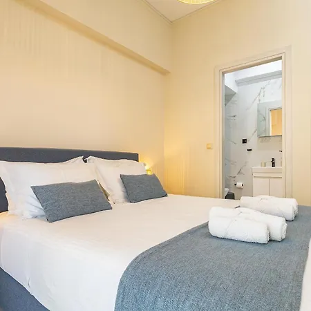 Jo's & Cozy Chania (Crete)