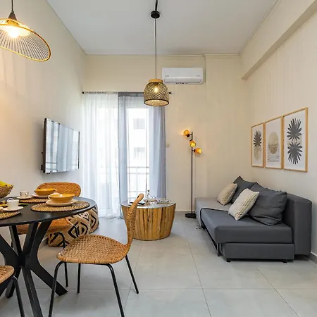 Jo's & Cozy Chania (Crete)